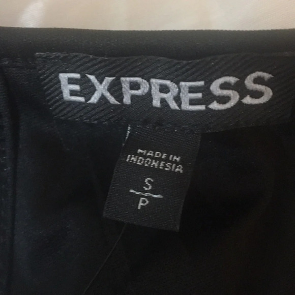 Express Vest‎ Top - Picture 9 of 10